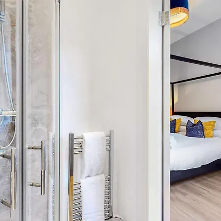 The Steamie On Bath St Apartman *