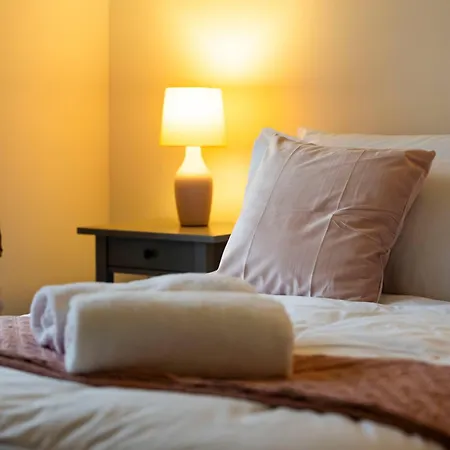 Apartment Family Getaway In Southside *