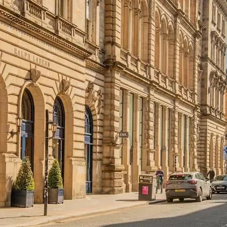 Luxury Historic City-centre Flat & Free Parking Apartamento *