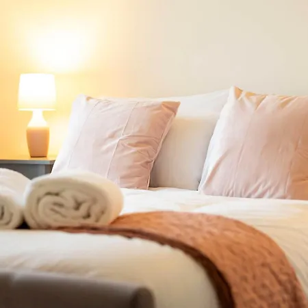 Family Getaway In Southside * Glasgow
