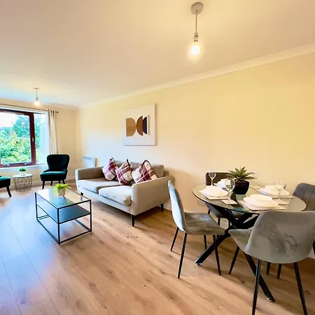 Apartamento Garden-view 2br - Free Parking & Wifi