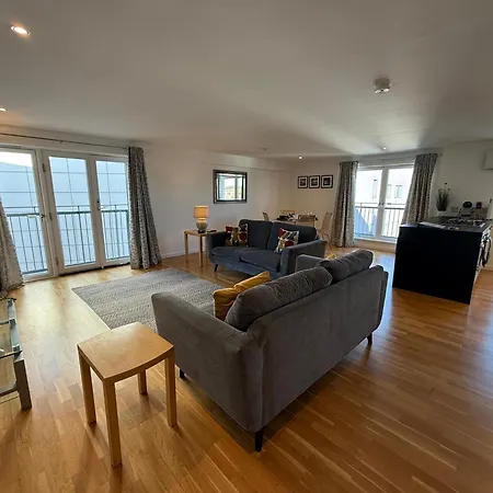 Apartment Tolbooth By Principal *