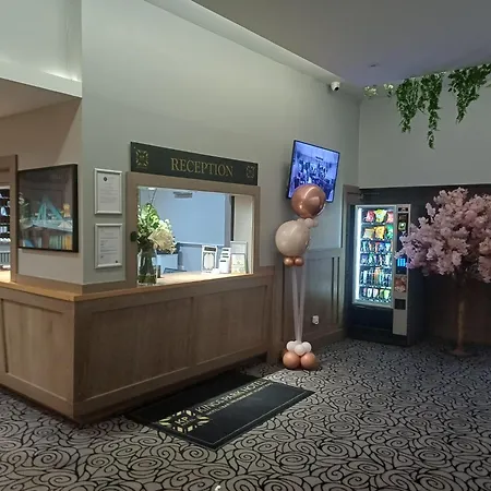 Ξενοδοχείο Kings Park