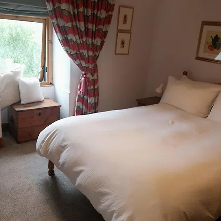 Beautiful Town House In Old Cathcart Village, * Glasgow