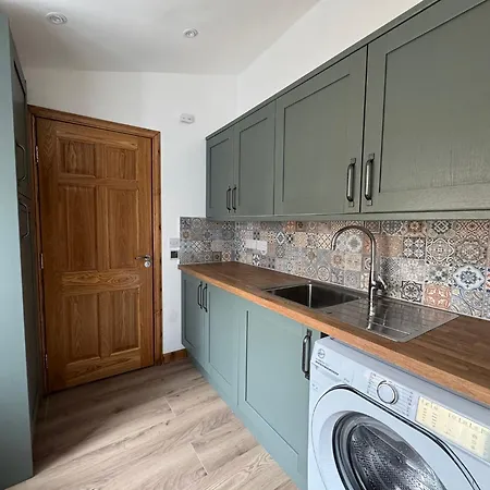 Charming 3-bedroom House Σπίτι διακοπών