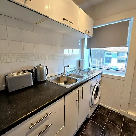 Bright And Cozy 3br Near Hampden Park Γλασκώβη