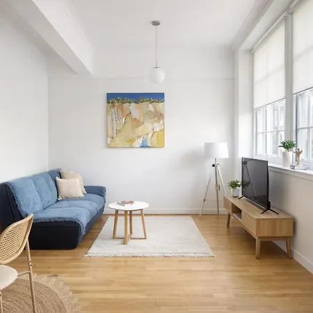 Luxury Historic City-centre Flat & Free Parking *