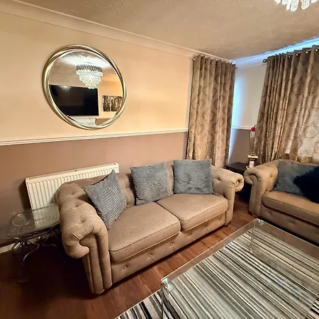 Likewise Modern Two Bedrooms For 4 In Area *