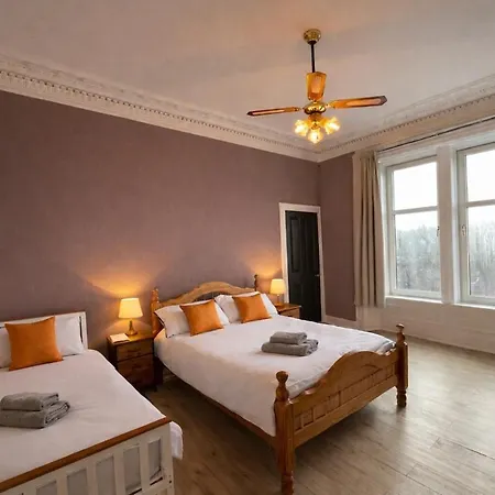 Contractors And Guests Grand 3 Bedroom Free Parking Fully Equipped Apartment