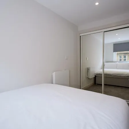 1br Shawlands Walk To Queens Park With Parking *