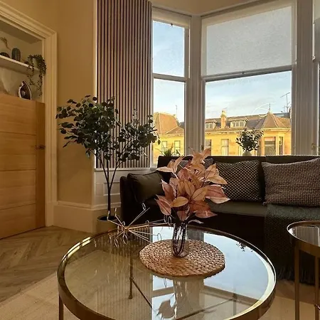 Apartment Romantic Brand New Flat, Centre *
