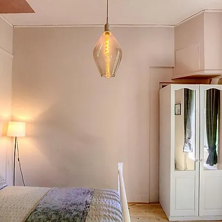 Апартаменты Homely 2 Bed Victorian West End *