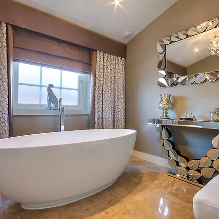 Apartment Conemara - Uk51249