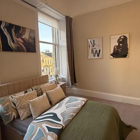 Apartment Romantic Brand New Flat, Centre