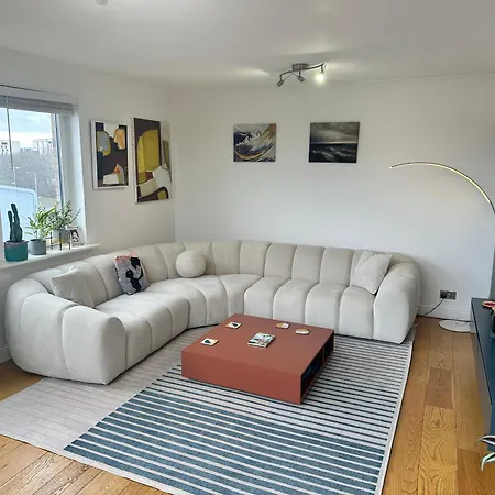 Apartment Duplex Penthouse With Secured Parking Finnieston *