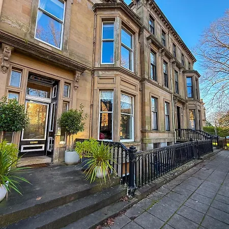 Apartament Spacious Three Storey West End - 3 Bedroom Glasgow