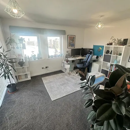 Duplex Penthouse With Secured Parking Finnieston Apartment *