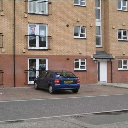 Modern 2 Bedroom Ground Floor Near Centre * Glasgow