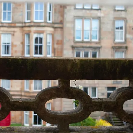 The West Nest For Six - Pass The Keys Glasgow