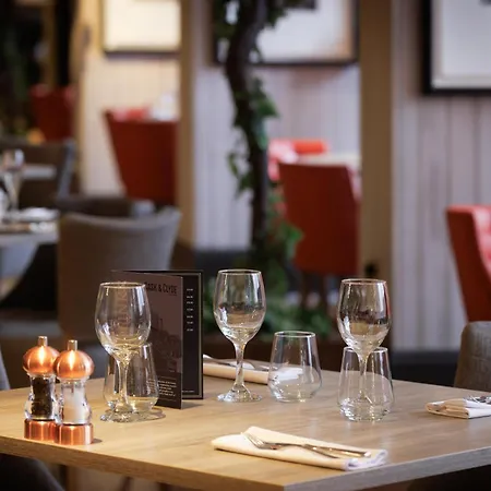 מלון Doubletree By Hilton