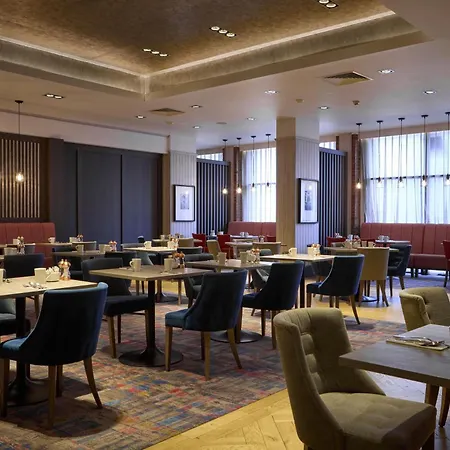 מלון Doubletree By Hilton