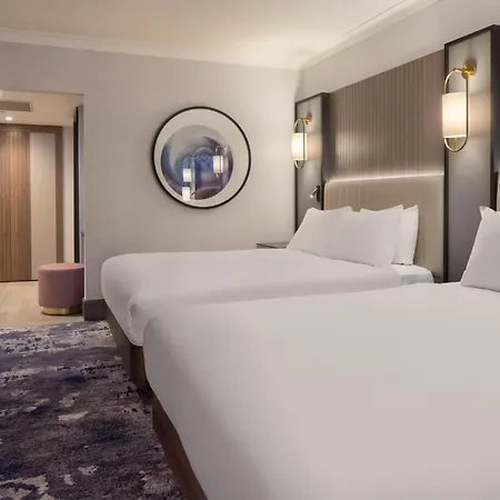 Hilton Hotel 4*