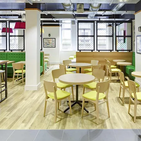 Ibis Styles Centre George Square Hotel 3*