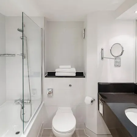 Crowne Plaza By Ihg 4*