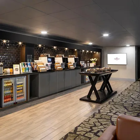 Crowne Plaza By Ihg Hotel