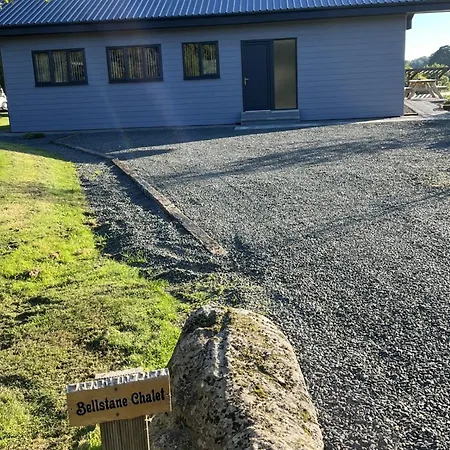 Spacious 3-bedroom On Country Estate Near - Sleeps 6 Glasgow