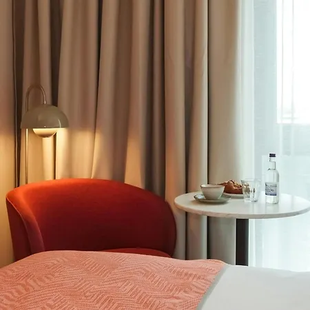 The Social Hub Hotel 4*