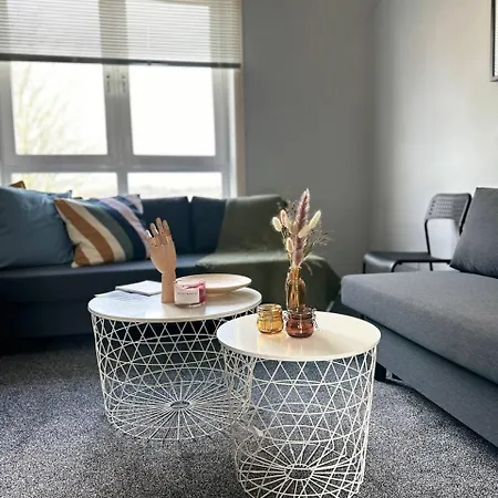 Cosy Stylish Home, Seperate Entrance 公寓 *
