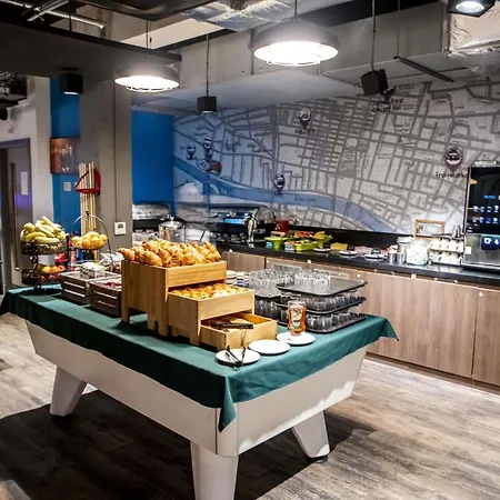 Ibis Styles Glasgow