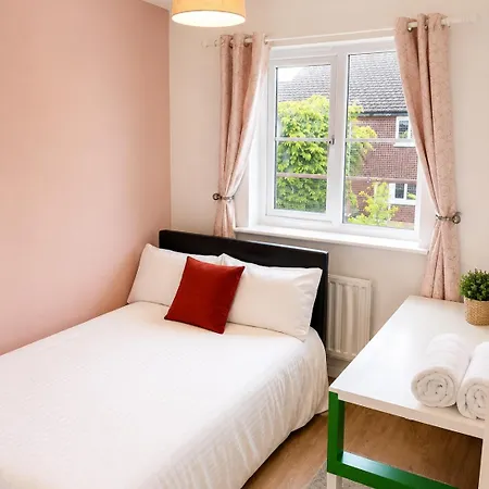 Vakantiehuis Urban Escape Free Parking 20min Walk To Center