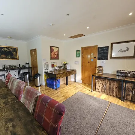 The West Highland Way And And Pitches 5*