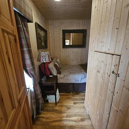 The West Highland Way And And Pitches Otel Glasgow