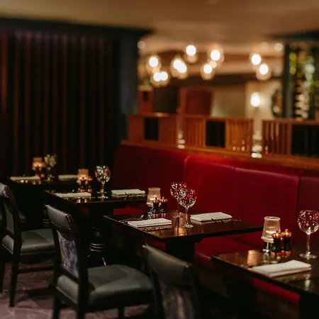 Grosvenor 4*