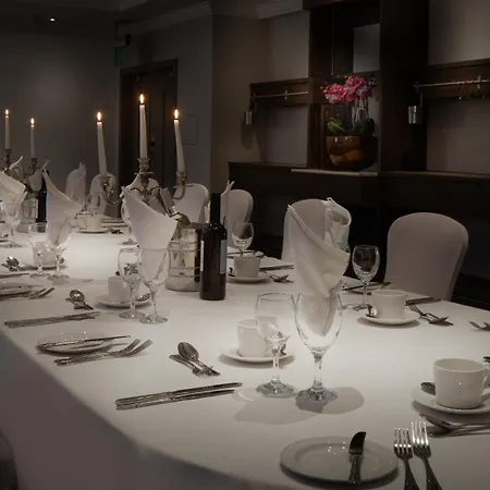 Grosvenor Hotel 4*