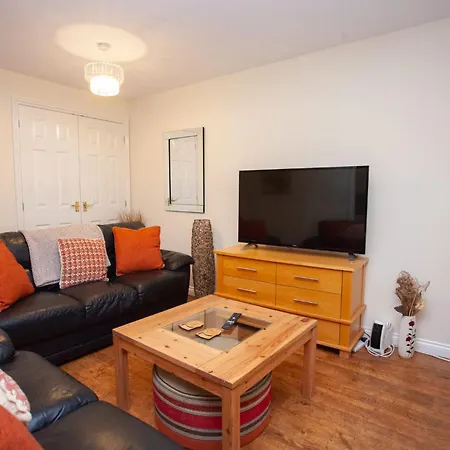 Appartement Homely Flat Close To Centre With Free Parking