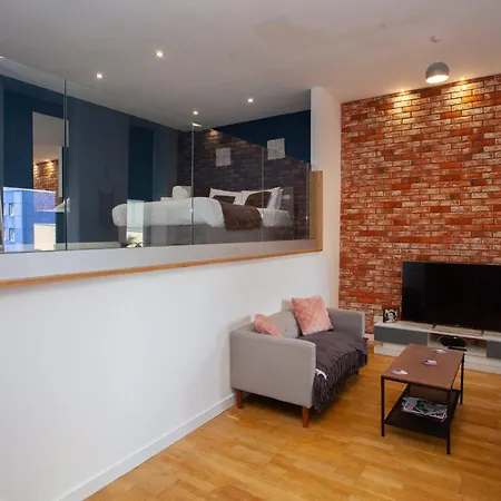 Stunning Centre Duplex