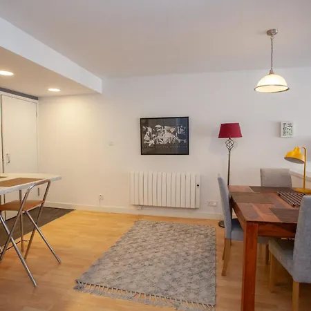 The Art Flat Holiday home Glasgow