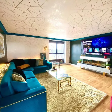 Private Bedroom & Bathroom With Amazing View In Quirky Townhouse Accommodatie bij particulieren Glasgow