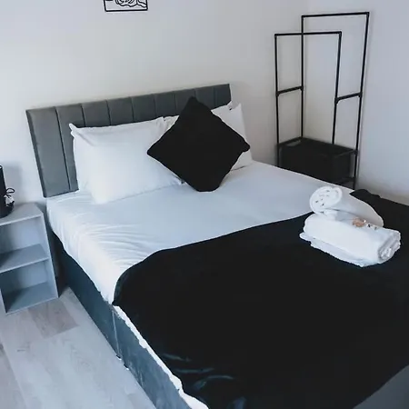 Stylish 3br Near Hampden No 29 With Free Parking 글라스고