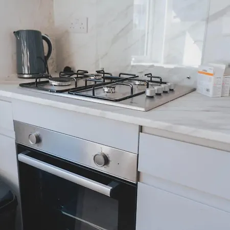 Stylish 3br Near Hampden No 29 With Free Parking * 글라스고