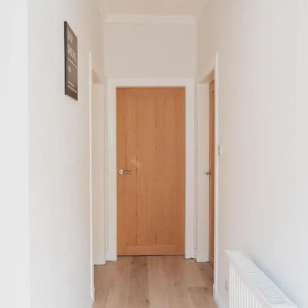 Stylish 3br Near Hampden No 29 With Free Parking Glasgow