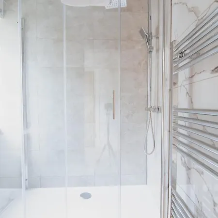 Stylish 3br Near Hampden No 29 With Free Parking 펜션 글라스고