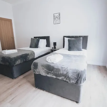 Stylish 3br Near Hampden No 29 With Free Parking 글라스고