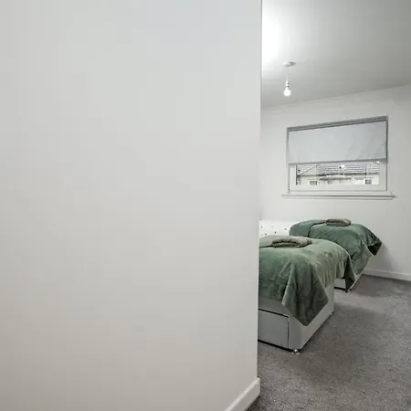 2br Flat Free Parking Near Hampden And O2 Academy Glasgow