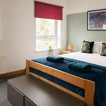 2br House Free Parking Easy Access *