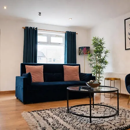 2br House Free Parking Easy Access